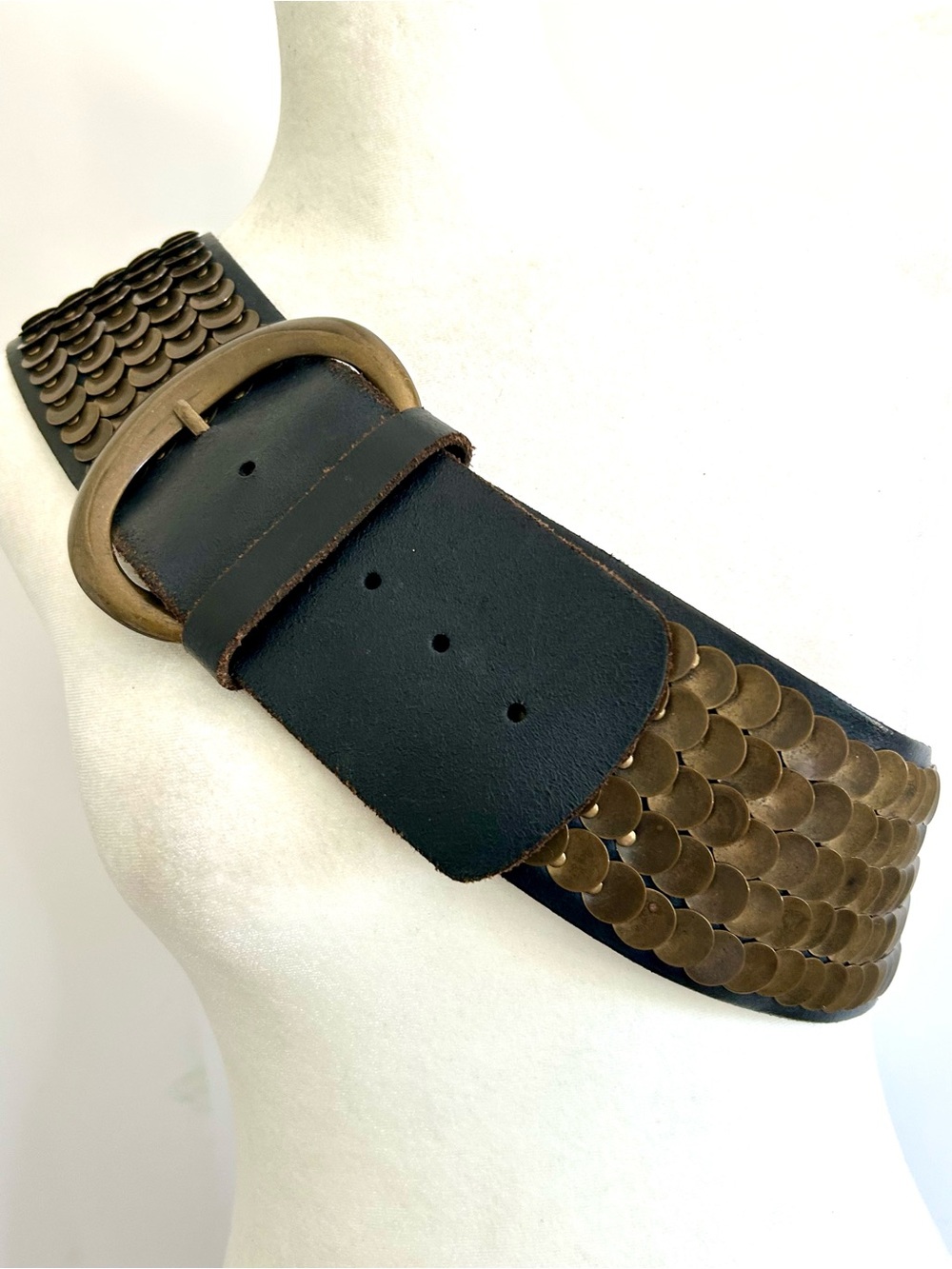 Carlisle Black Belt w/Antique Brass Discs Wide Statement Piece RARE Vintage EUC